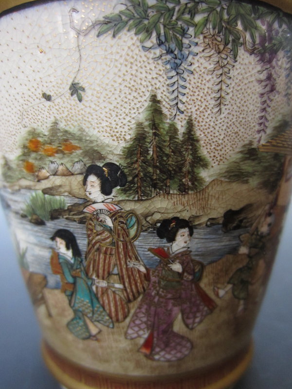 Japanese Antique Satsuma Vase Signed Ryozan