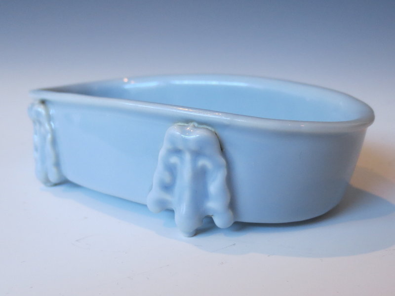 Chinese Monochrome Porcelain Oval Shaped Brushwasher