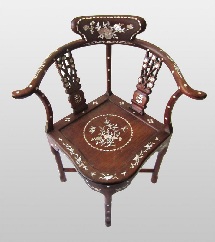Chinese Antique Hardwood Corner Chair