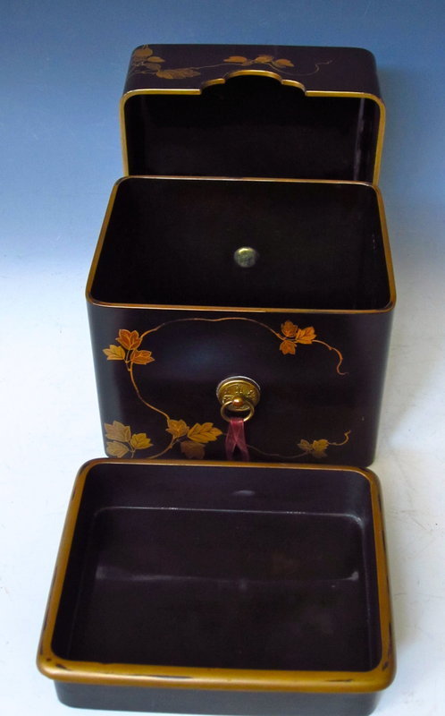 Antique Japanese Lacquer box