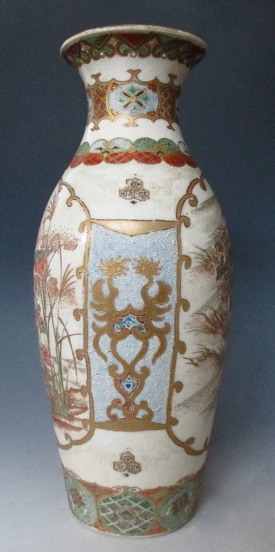 Japanese Antique Satsuma Vase with Warriors