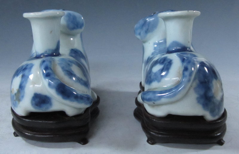 Antique Chinese Porcelain Blue and White Joss stick holder