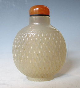 Antique Chinese Carved Quartz Snuff Bottle