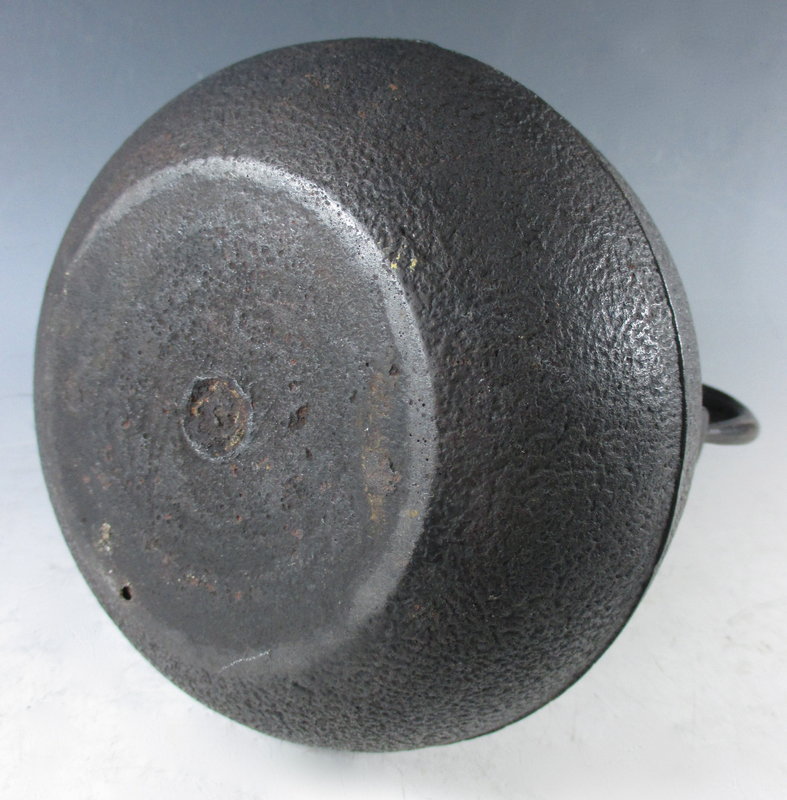 Japanese Antique Iron Tetsubin
