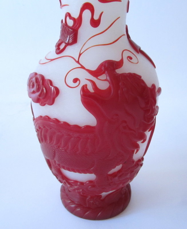 Pair of Vintage Fu Dog and Flower Peking Glass Vases