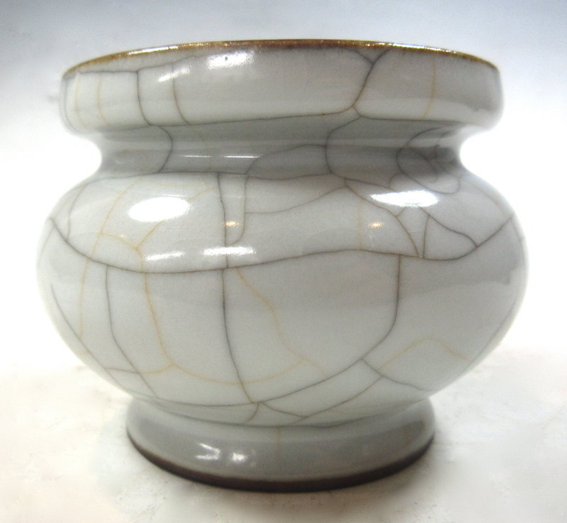 Antique Chinese Porcelain Guan Censer