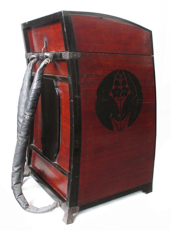 Rare Japanese Antique Samurai Armor Carrying Box (Gusoku Bitsu)