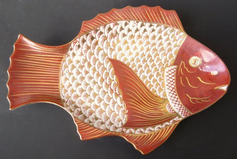 Japanese Set of Six Kutani Ware Fish Plates
