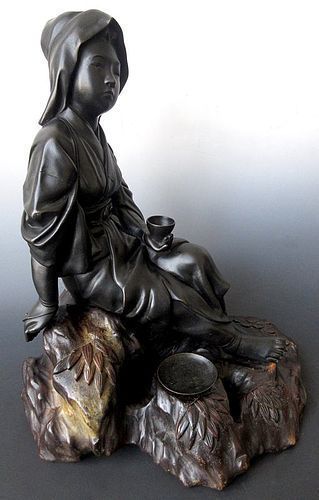 Japanese Meiji Bronze Statue of a Sitting Lady
