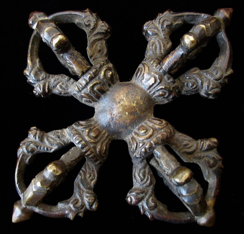Antique Tibetan Bronze Double Vajra