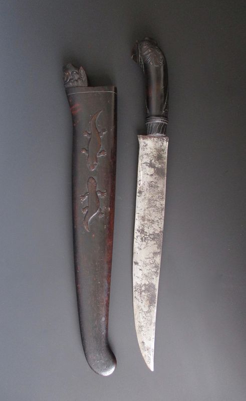 Antique Indonesian karambit knife and sheath