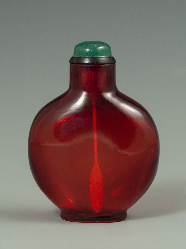 Ruby Red Chinese Antique Snuff Bottle