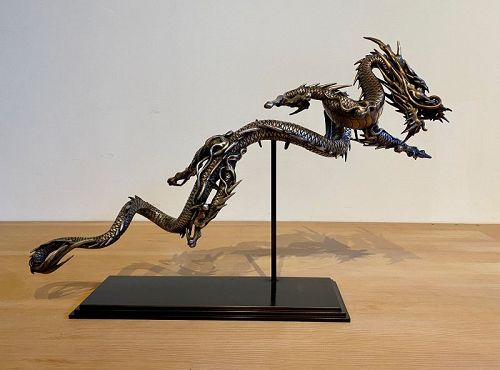 Incredible Japanese Shubuichi Mounted Nihon no ryū (Dragon) Okimono