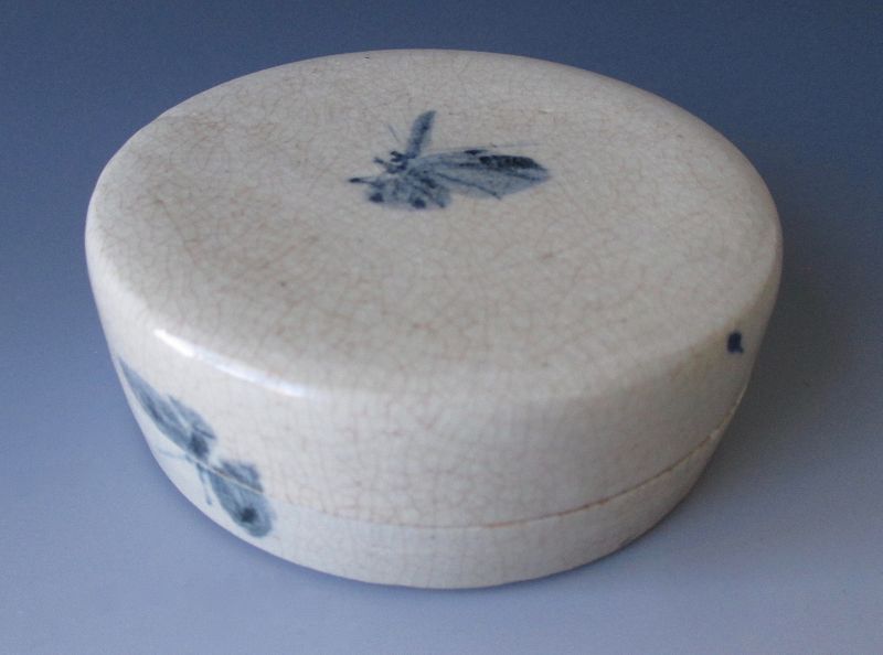 Japanese Antique Porcelain Kogo Box with Butterflies