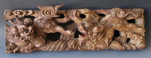 Japanese Antique Wood Carving of a Pair of Fu-dogs
