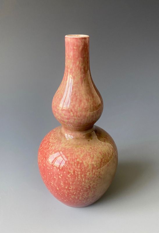 Chinese Antique Peach Bloom Monochrome Porcelain Gourd Vase