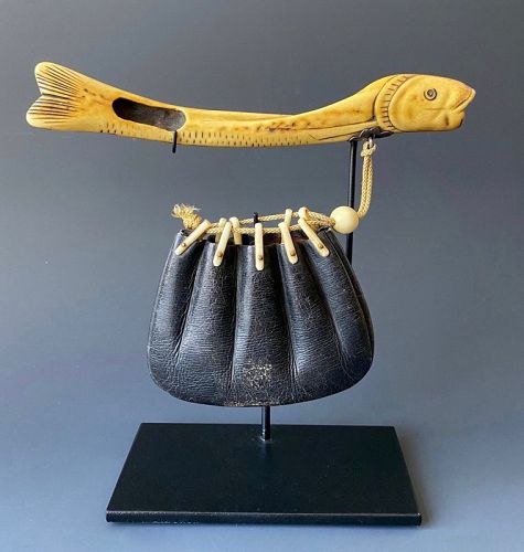 Antique Kiseruzutsu of Stag Horn Fish and Hanging Pouch, Signed