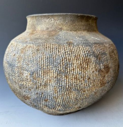 Antique Chinese Earthenware jar Zhou Period 220BC