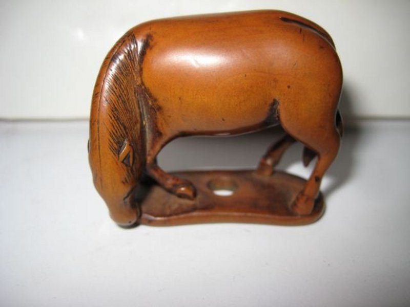 Japanese Edo Period Horse Boxwood Netsuke