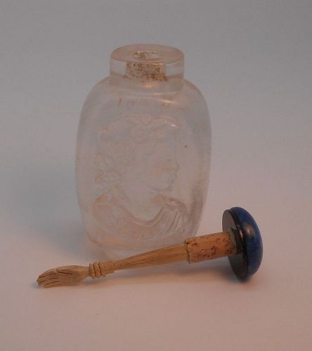 Very Nice Old Lady Face Cameo Glass Snuff Bottle