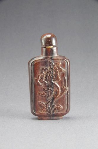 Finely Hand Carved Asian Hardwood Organic Chinese Snuff Bottle
