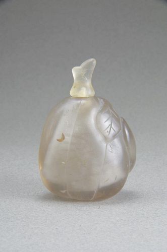 Nicely Carved Small Clear Quartz Chinese Snuff Bottle